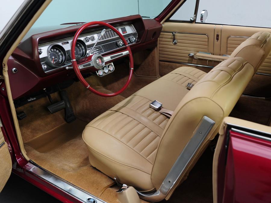  Oldsmobile Cutlass 442 Holiday Coupe 1966 года  (фото 5 из 6)